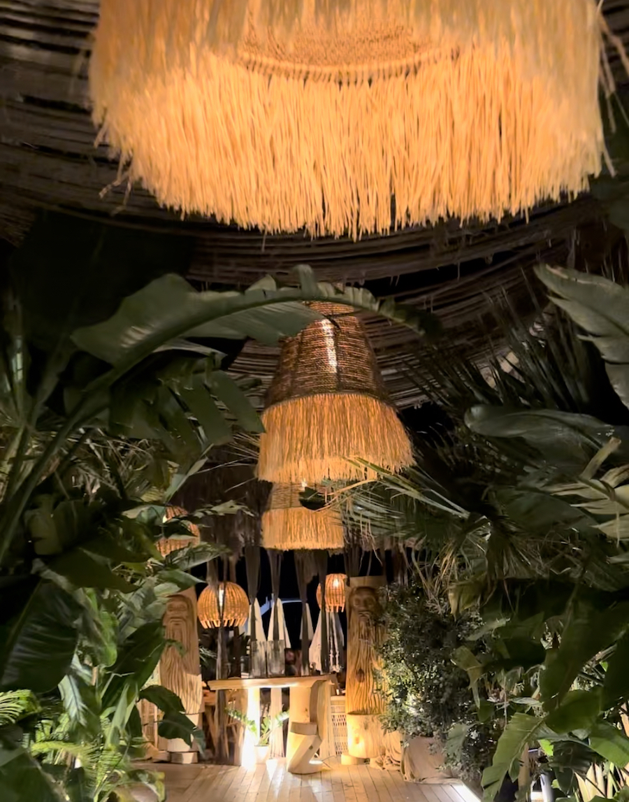 lampade a sospensione nell' isola di Rodi