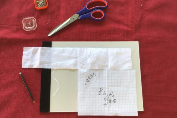 Come trasferire un disegno dalla carta al tessuto