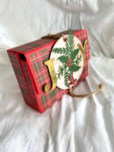 contenitore natalizio chiuso porta carte, dolcetti e tisane