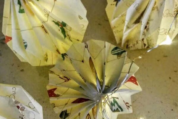 Palline natalizie origami anti gatto