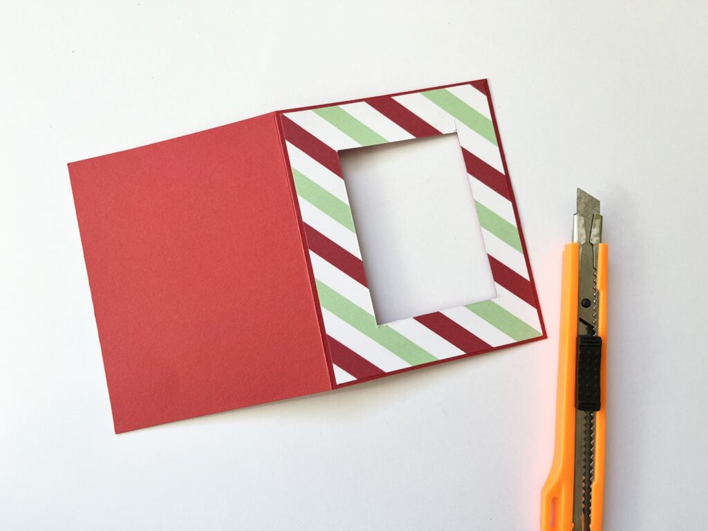 Spinner card natalizia: cartoncino con rettangolo tagliato