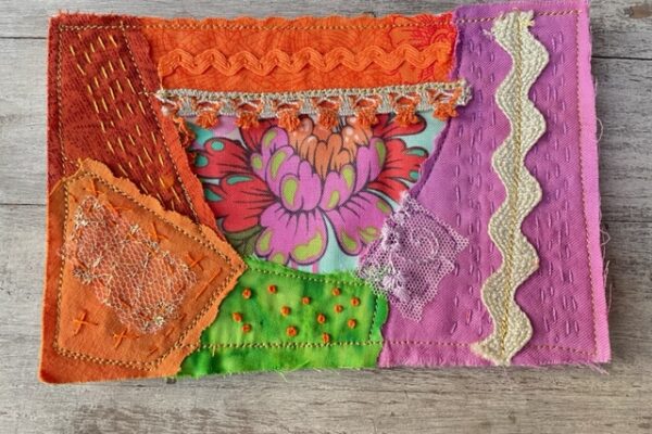Cartolina tessile Crazy patchwork &#8211; Corso Patchwork