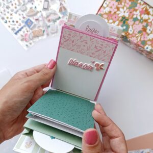 mini album con bustina rosa 