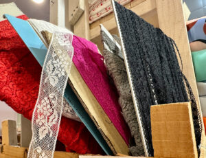 passamaneria-pizzo-colorato