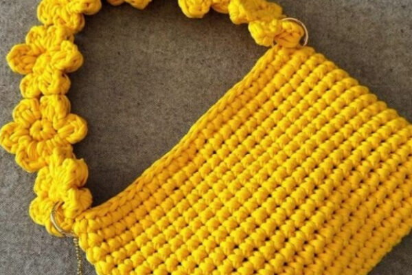 Mini bag estiva “Fiore” all’uncinetto: il tutorial facile e veloce (anche per principianti!)