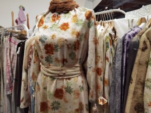 eco-printing-abiti-rosso-di-robbia