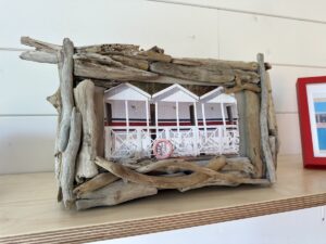 lavoretti-diy-bambini-cornice-legnetti-mare